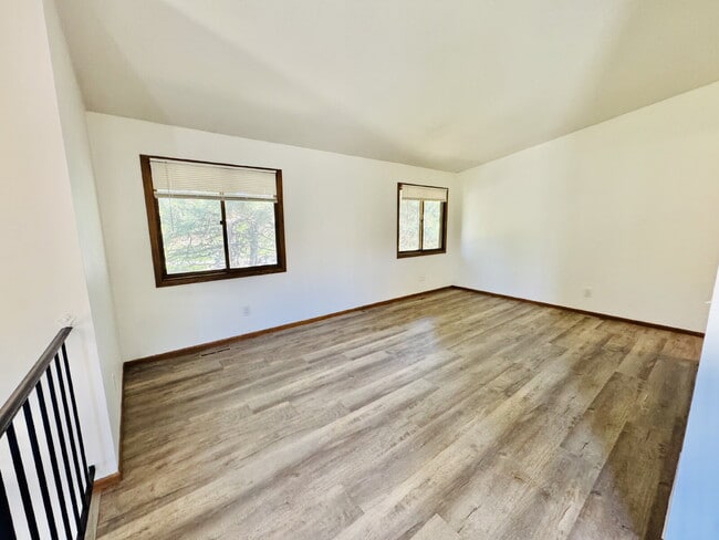 Building Photo - 14600 Hampshire Pl