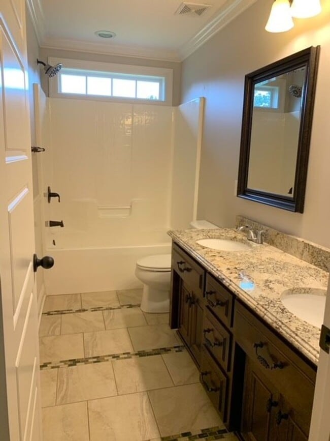 Building Photo - Beautiful home in Knights Mill S/D