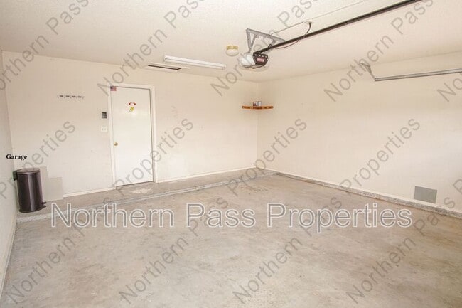 Building Photo - 4020 Tierra Inez Pl