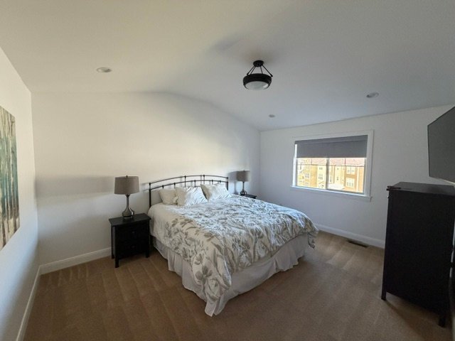 Building Photo - 1098 W Cattail Ct