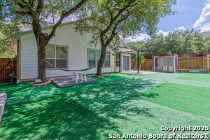 Building Photo - 1203 Ganton Ln