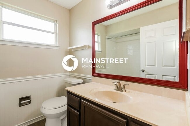 Building Photo - 4 Bedroom Pet-Friendly Home in Green Cove Springs, FL with Main Street Renewal