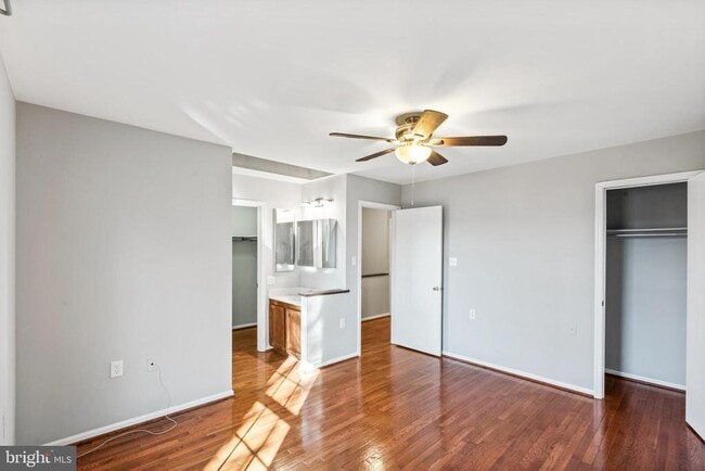 Building Photo - 5416 Wycklow Ct