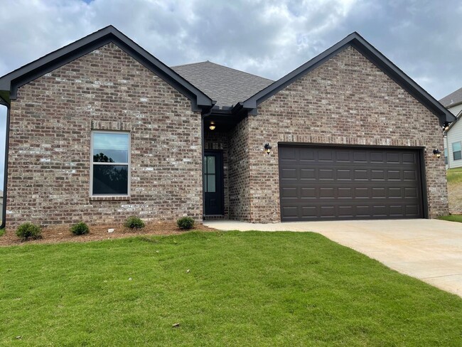 Building Photo - Home for Rent in Brookwood, AL.... Availab...