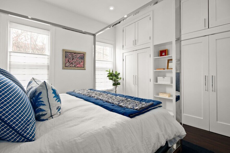 Building Photo - 1450 T St NW