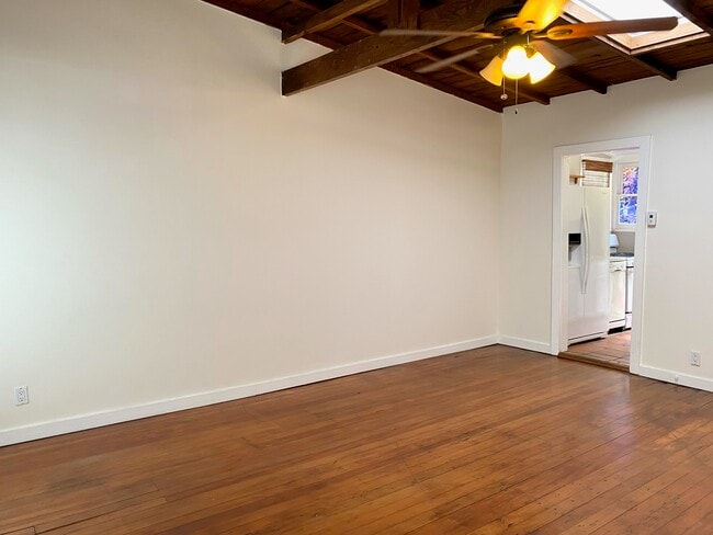 Building Photo - 2707 Strongs Dr