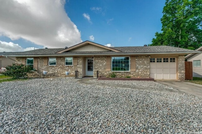 Building Photo - 207 Balboa Dr