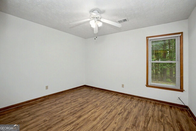 Building Photo - 309 Deergrass Trail