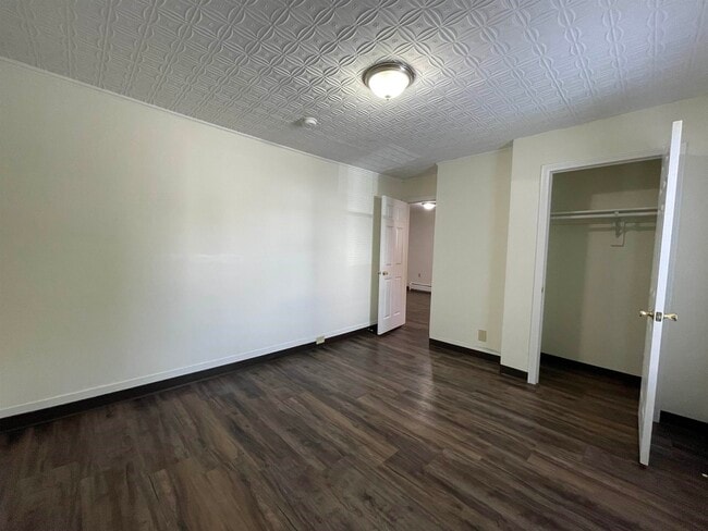 Building Photo - 53 Walker St