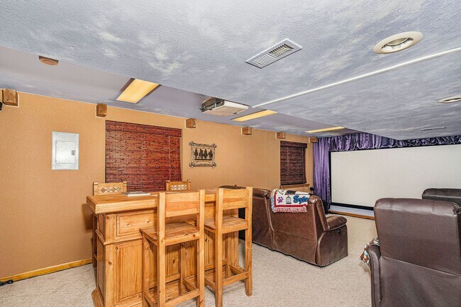 Building Photo - 10788 W Vista View Dr