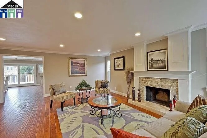 Building Photo - 845 Glenhill Dr
