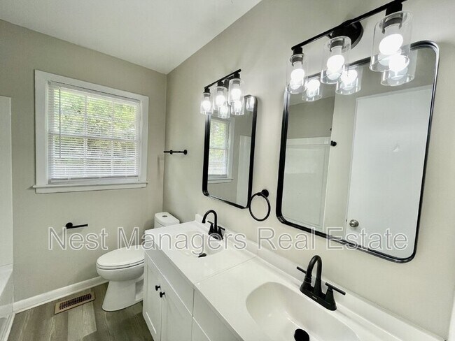 Building Photo - 7566 Carrollburg Dr