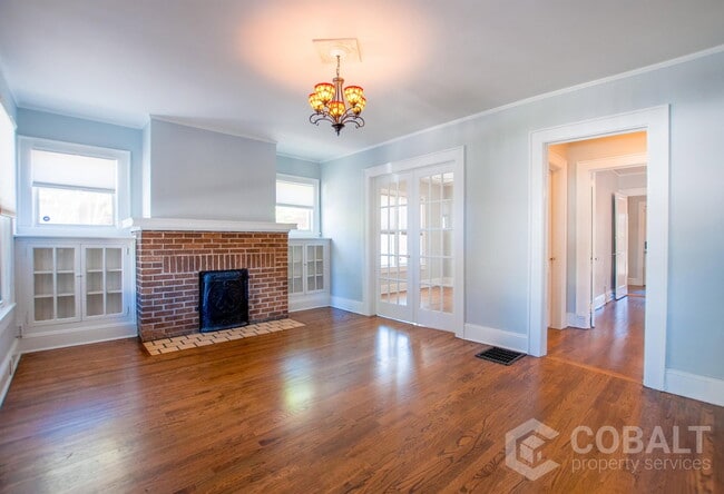Building Photo - 499 Winton Terrace NE