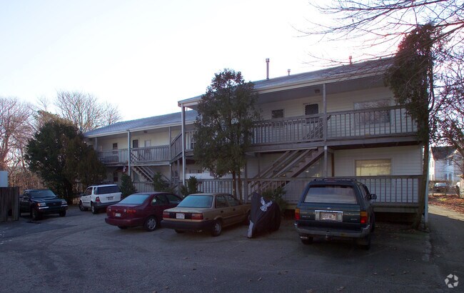 Primary Photo - 519 Main St