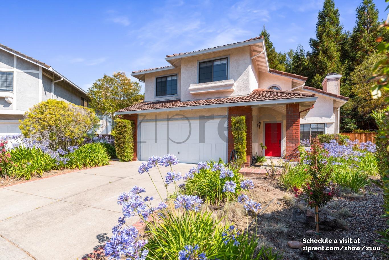 Building Photo - 5429 Cabrillo Sur