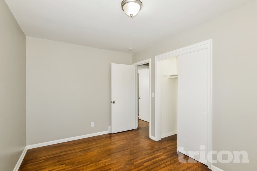 Building Photo - 3284 71st St E