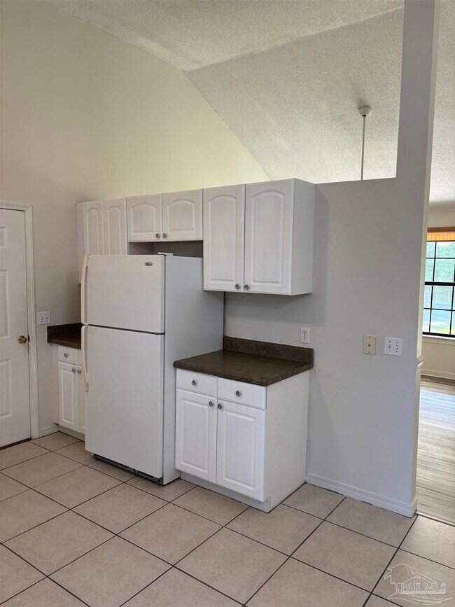 Building Photo - 7145 8 Mile Creek Rd