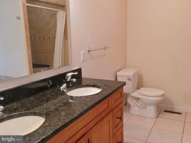 Building Photo - 45650 Connor Way