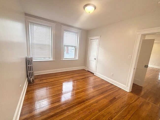 Building Photo - 2 Webster St