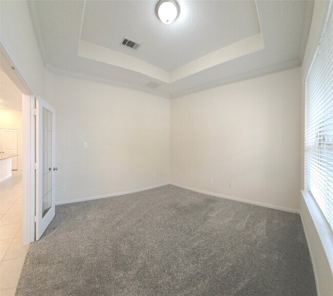 Building Photo - 12846 Northpointe Bend Dr