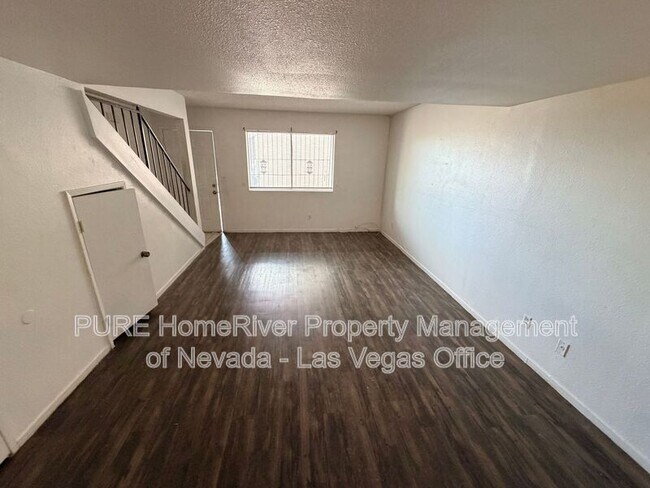 Building Photo - 3503 Rio Robles Dr