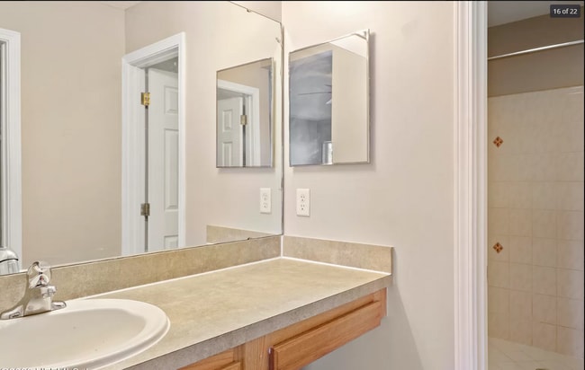 Building Photo - 1131 Lee Rd