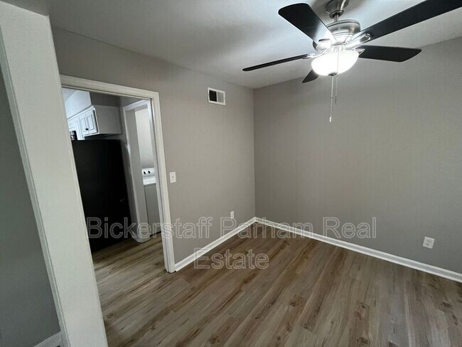 Building Photo - 3836 Arrel Dr