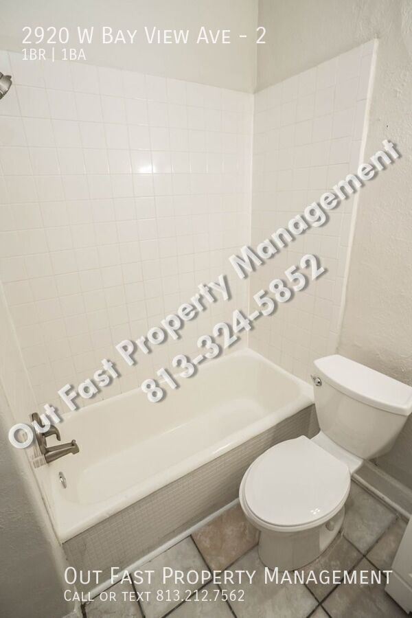 Building Photo - 2920 W Bay View Ave