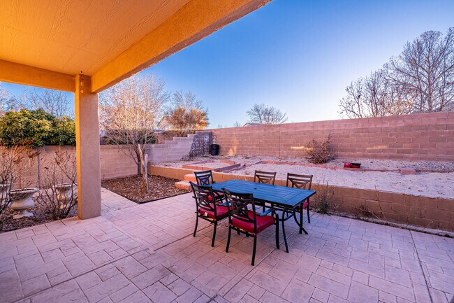 Building Photo - 9719 Calle Chamisa NW