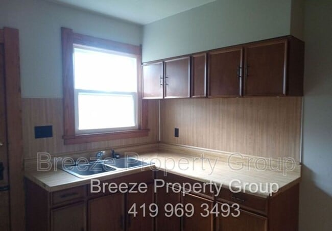 Building Photo - 1525 Kelsey Ave