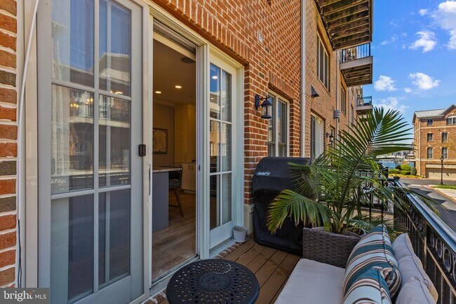 Building Photo - 1262 Dockside Cir