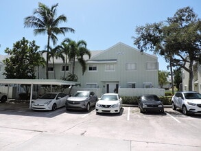 Building Photo - 6239 Riverwalk Ln
