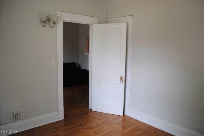 Building Photo - 3173 W 38th St