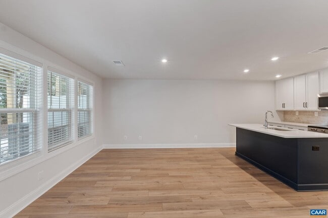 Building Photo - 2231 Leeham St