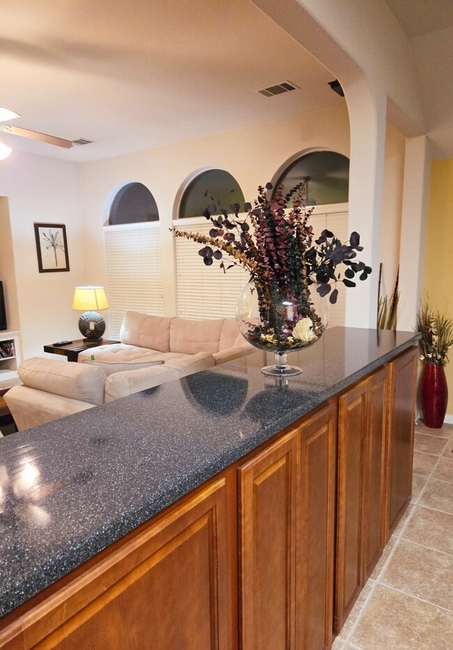 Building Photo - 10605 Lord Derby Dr