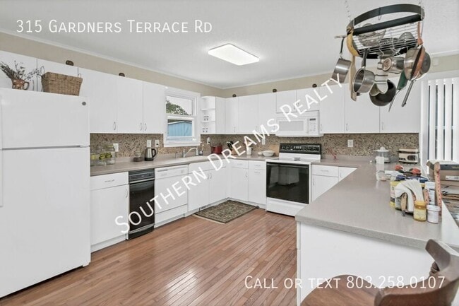 Building Photo - 315 Gardners Terrace Rd