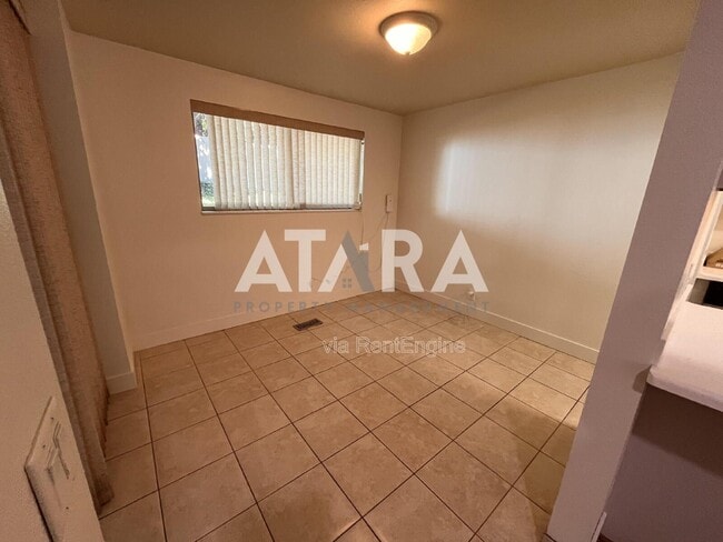 Building Photo - 2141 S 2060 E