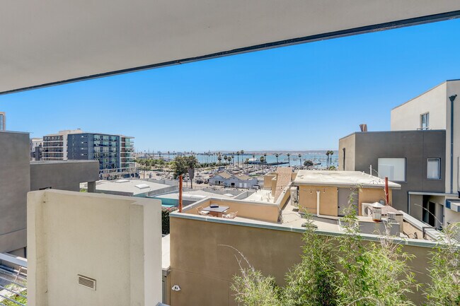 Building Photo - 2064 Kettner Blvd