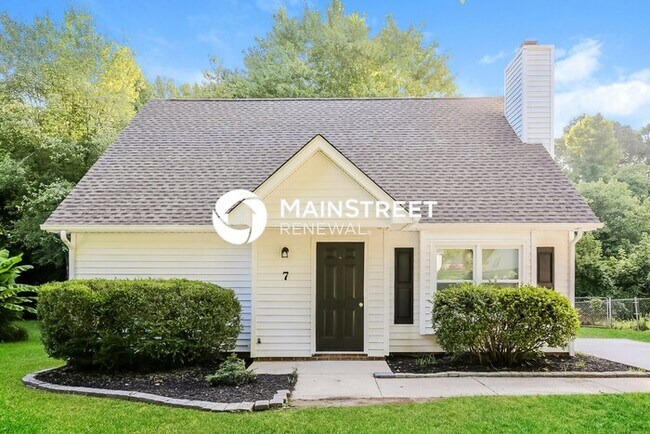 Primary Photo - 4 Bedroom Pet-Friendly Home in GREENSBORO,...