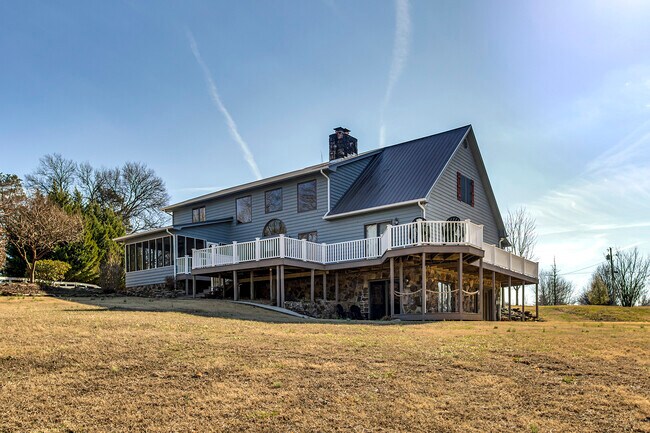 Building Photo - 131 Corn Tassel Shores