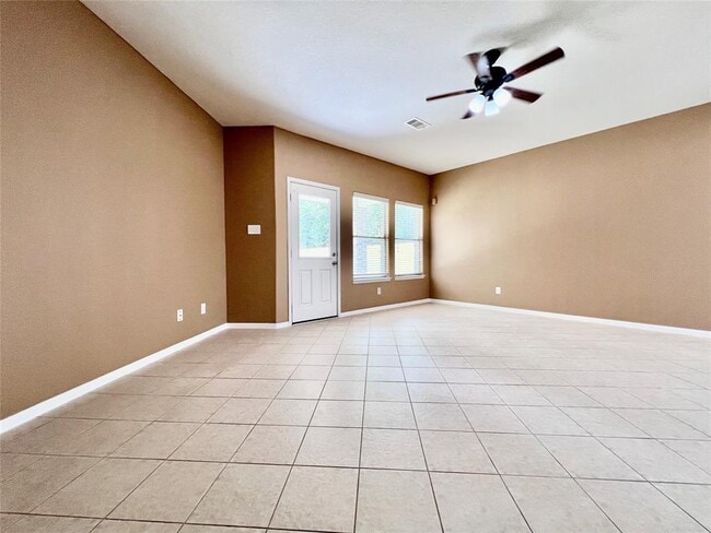 Building Photo - 835 E Tide Bay Cir