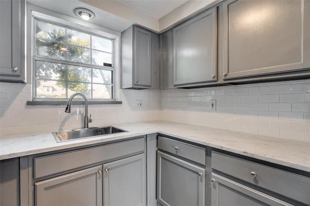 Building Photo - 3100 Cole Ave