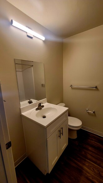 Building Photo - 1121 Stainback St
