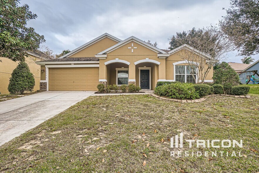 Building Photo - 11127 Lemay Dr