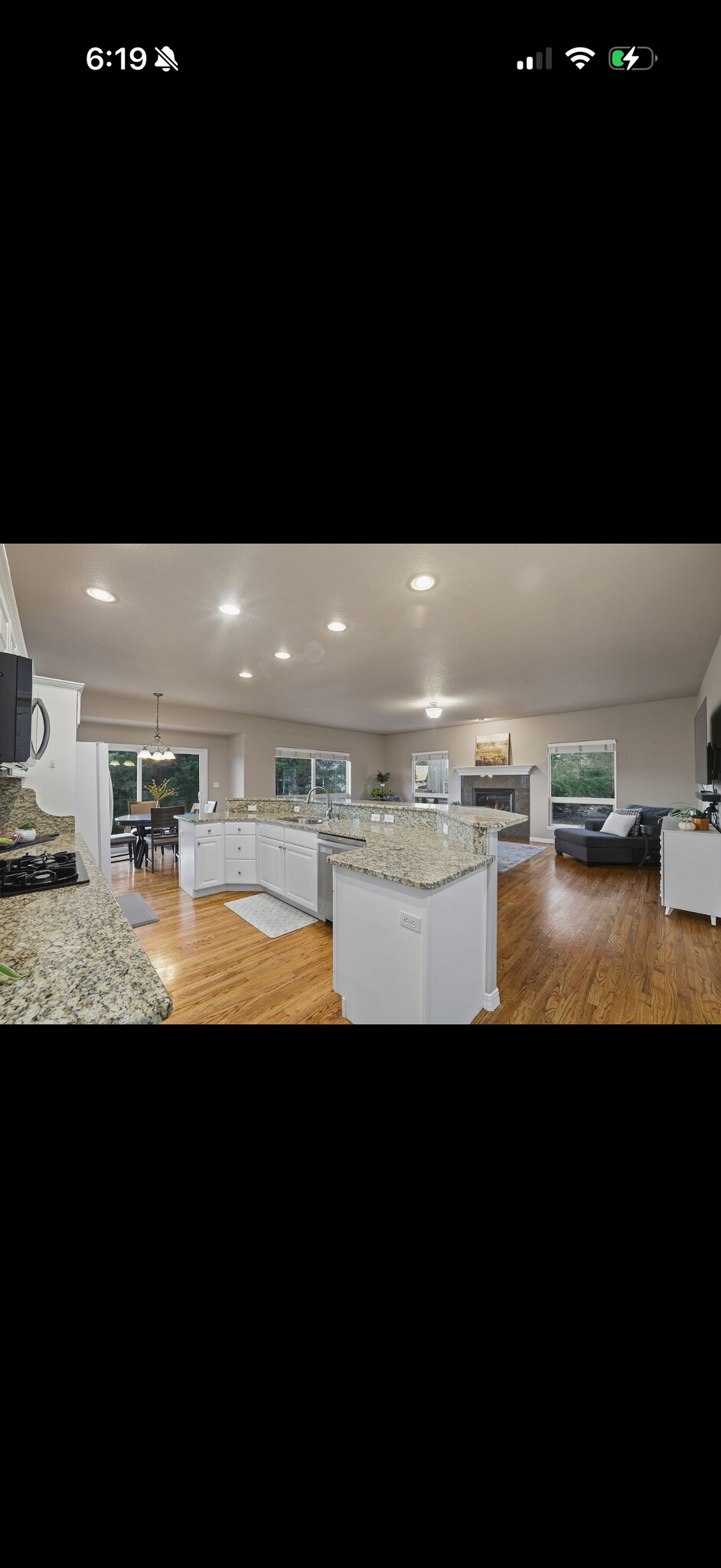 Building Photo - 9918 Sully Ct