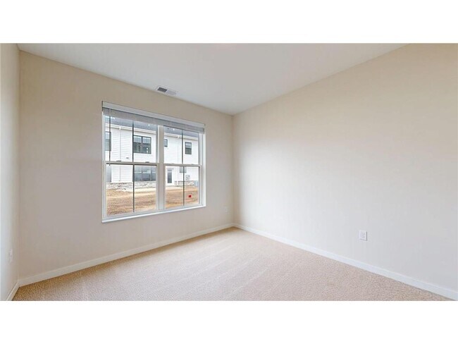 Building Photo - 1427 190th Ave NE