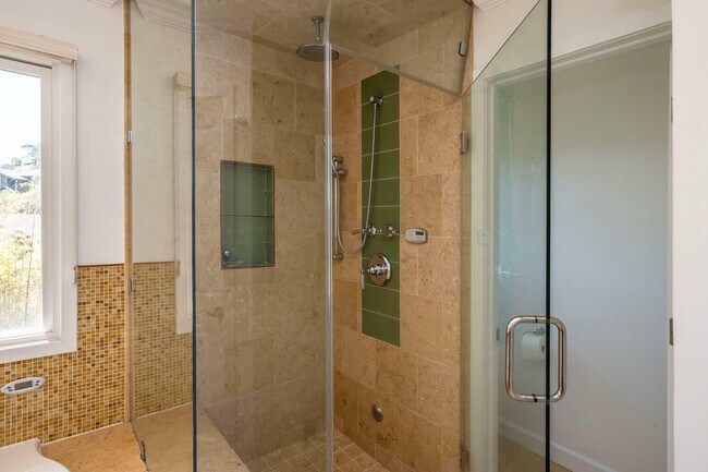 Building Photo - 920 Stagi Ct