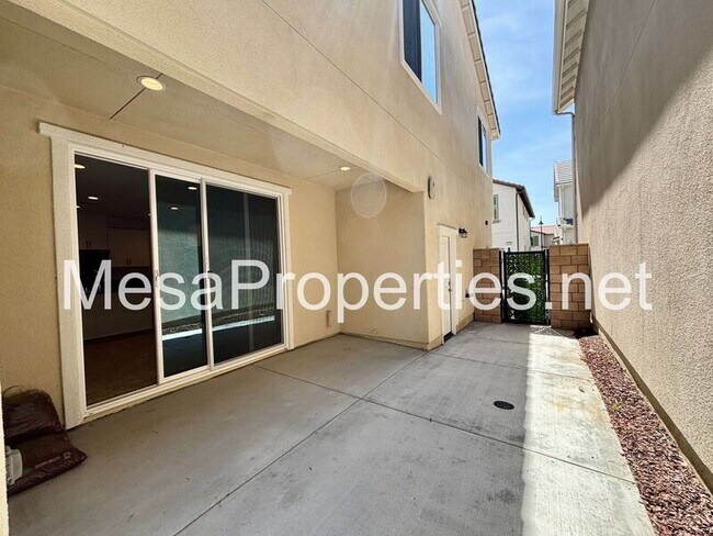 Building Photo - 7031 Aloe Ln