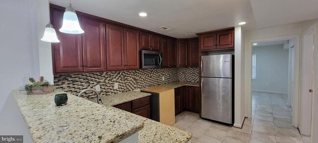 Building Photo - 17680 Avenel Ln