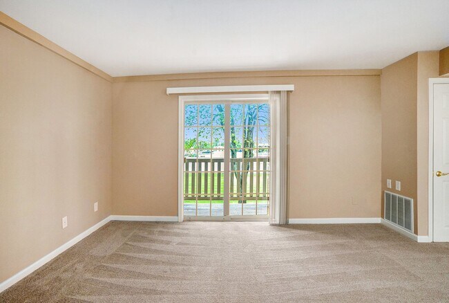 Building Photo - Almont Terrace Apartments
